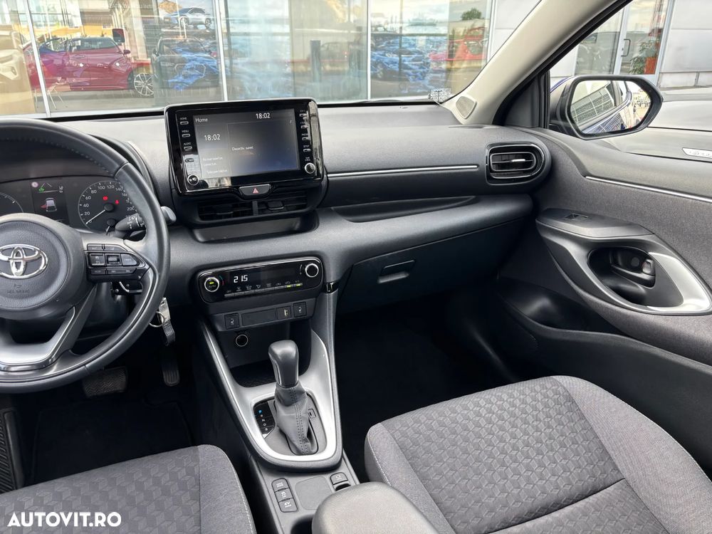 Toyota Yaris 1.5 VVT-i HSD Dynamic - 20