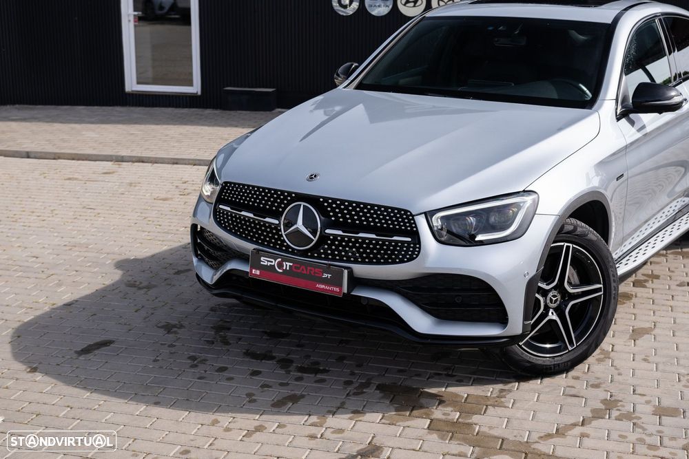 Mercedes-Benz GLC 300 de Coupe 4Matic 9G-TRONIC AMG Line - 3