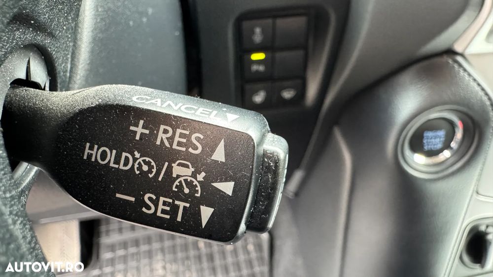 Toyota Land Cruiser 2.8l D-4D 204 CP A/T 7 locuri Executive - 13