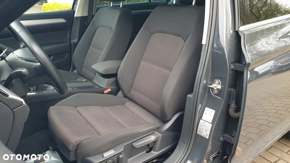 Volkswagen Passat 2.0 TDI BMT Comfortline - 12