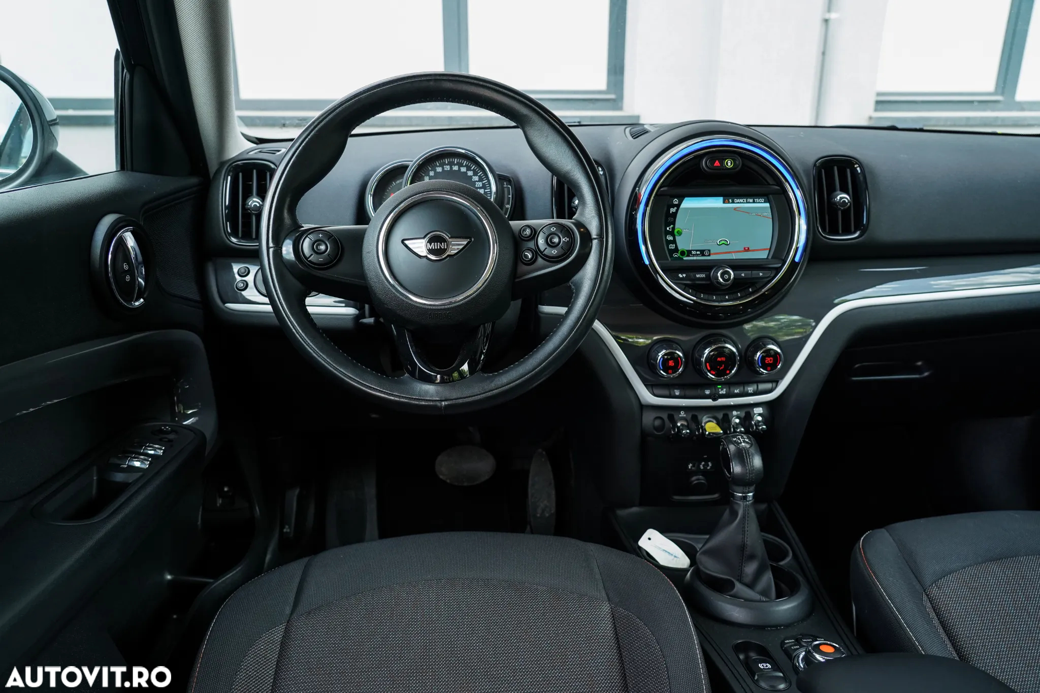 Mini Countryman Cooper S E ALL4 AT - 14