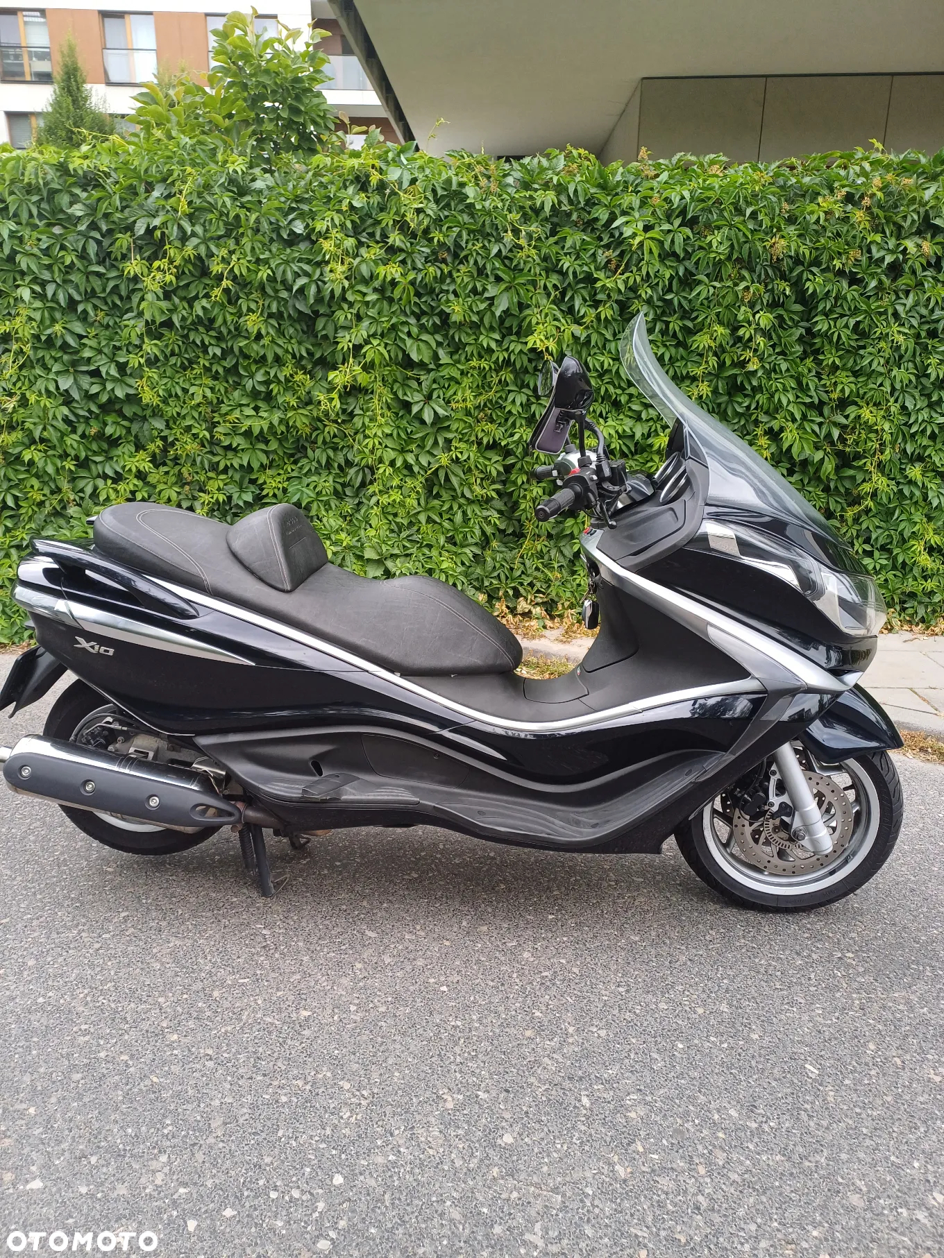 Piaggio X10 - 2