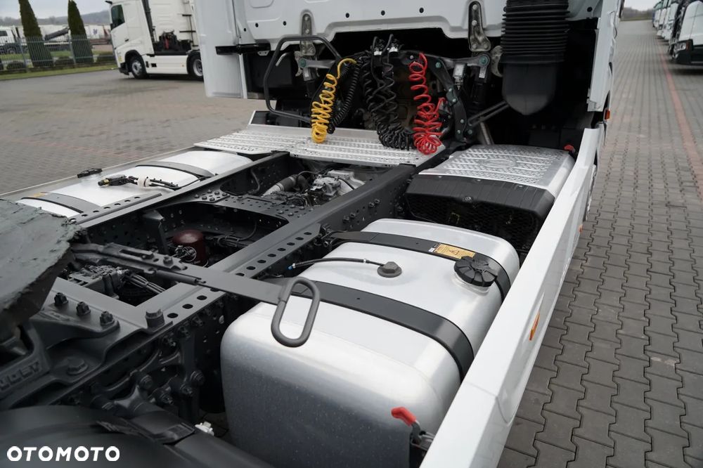 Mercedes-Benz ACTROS 1851 / RETARDER  / GIGA SPACE  / EURO 6 - 17