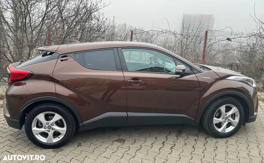 Toyota C-HR - 2