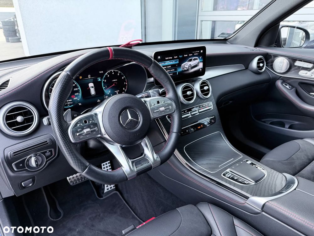 Mercedes-Benz GLC - 27