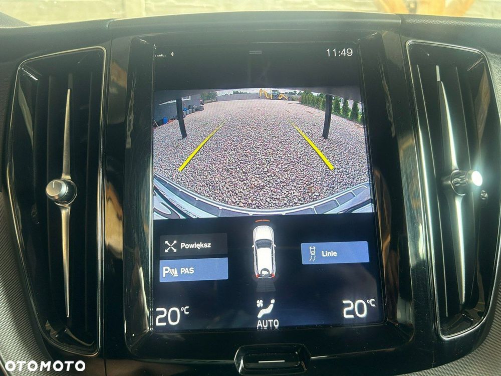 Volvo XC 60 D4 R-Design - 11