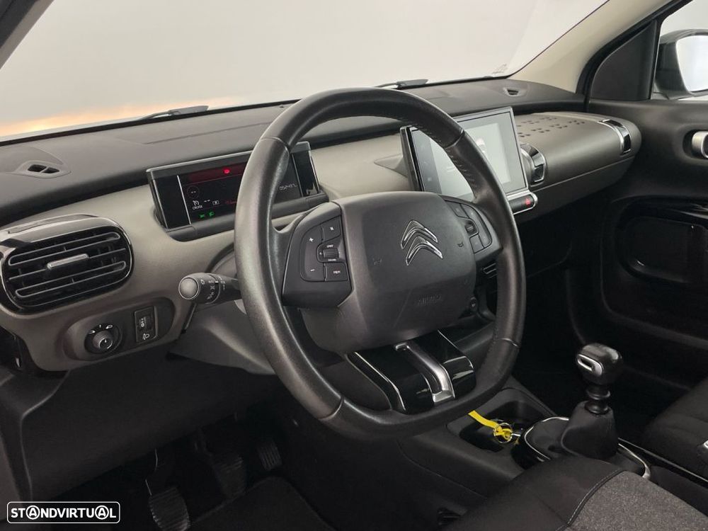 Citroën C4 Cactus 1.5 BlueHDi Shine Pack - 17