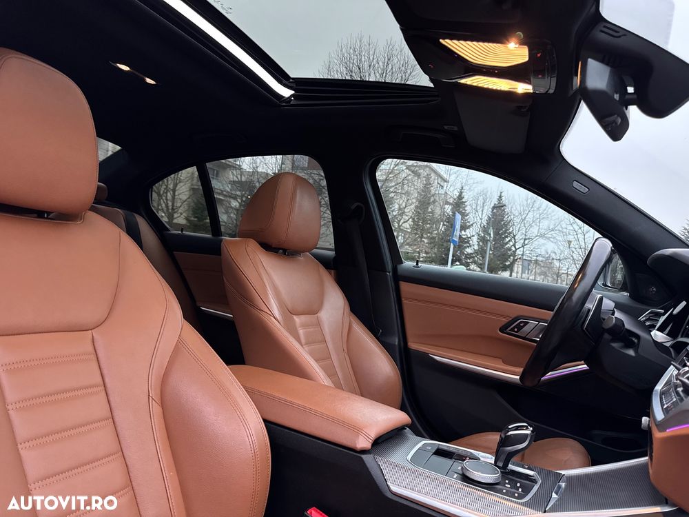 BMW Seria 3 330i AT - 15