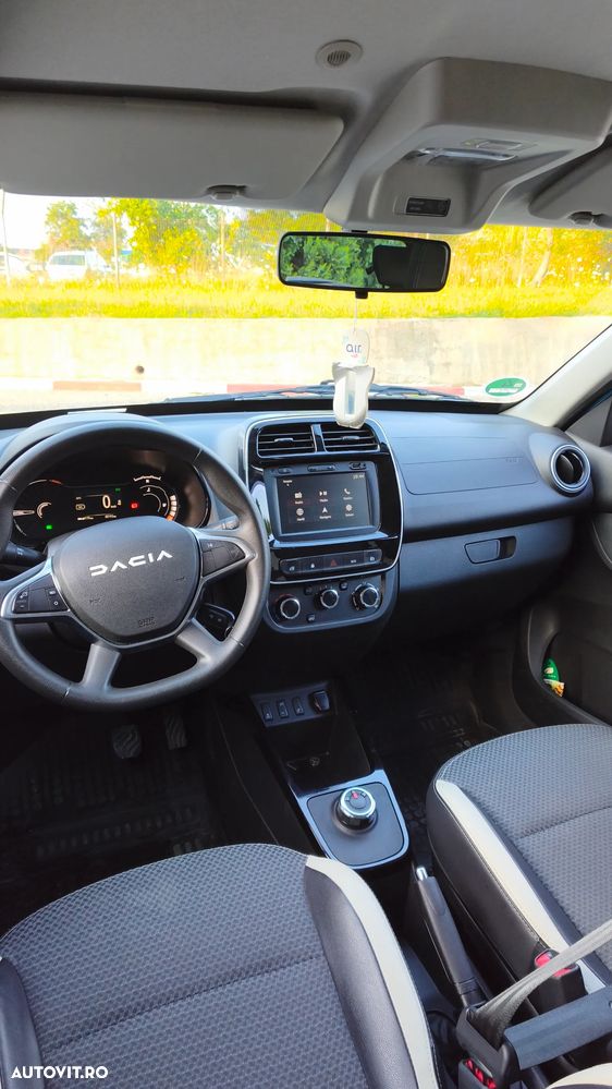 Dacia Spring 26.8 kWh Essential - 11