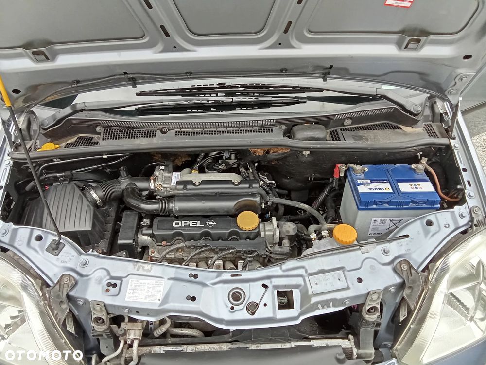Opel Meriva 1.6 Enjoy - 32
