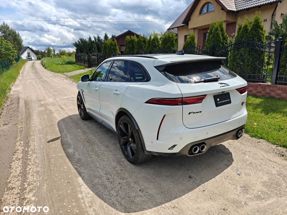Jaguar F-Pace 5.0 V8 P550 AWD SVR - 6