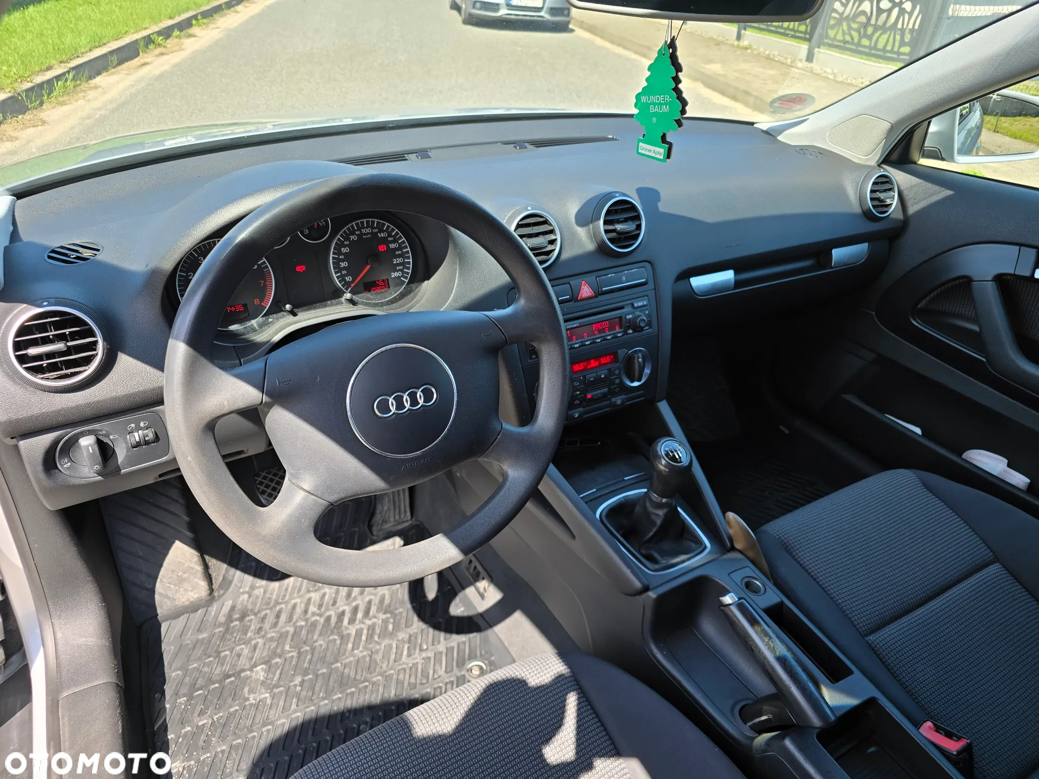 Audi A3 1.6 Ambiente - 11