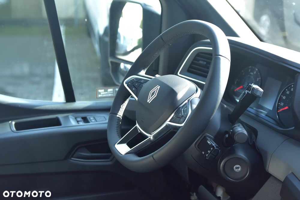 Renault Master L2H2 2.0 150KM - 7