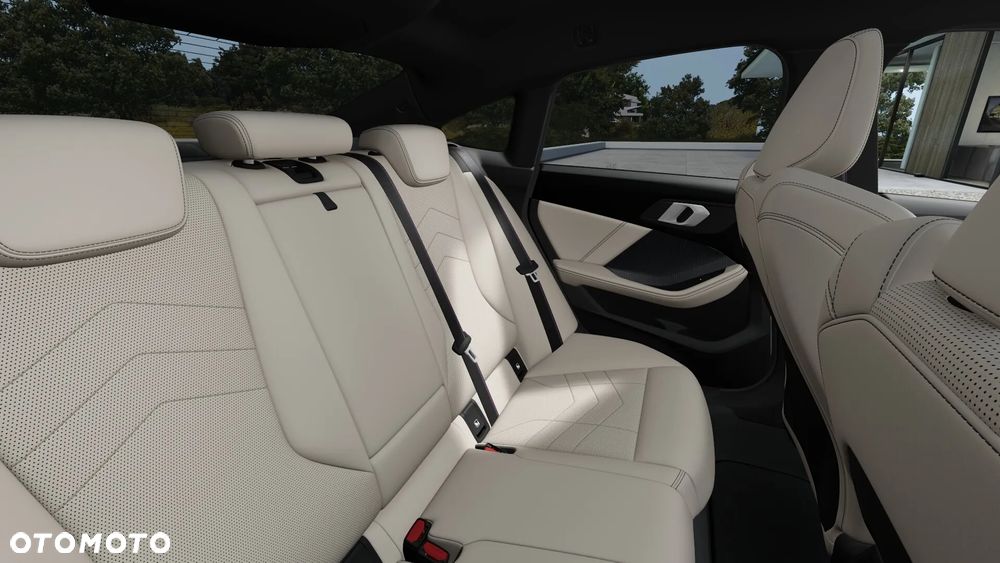 BMW Seria 2 223 xDrive mHEV - 7