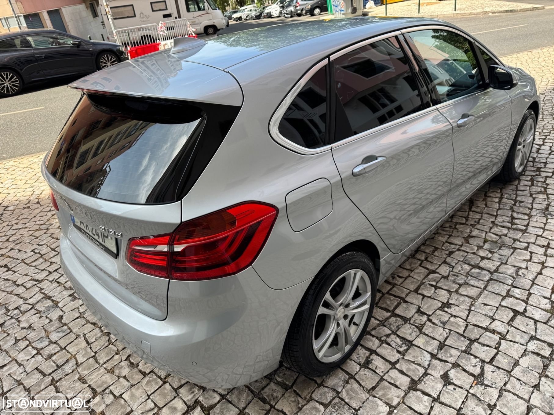 BMW 218 Active Tourer d Aut. Advantage - 5