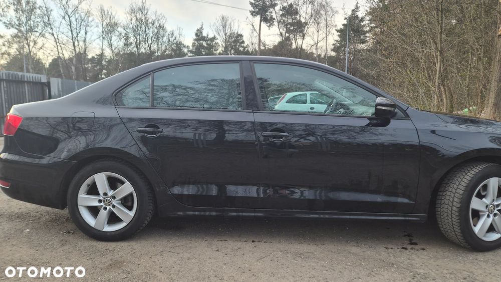 Volkswagen Jetta 1.4 TSI Comfortline - 2