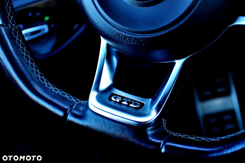 Volkswagen Golf GTD 2.0 TDI SCR DSG - 27