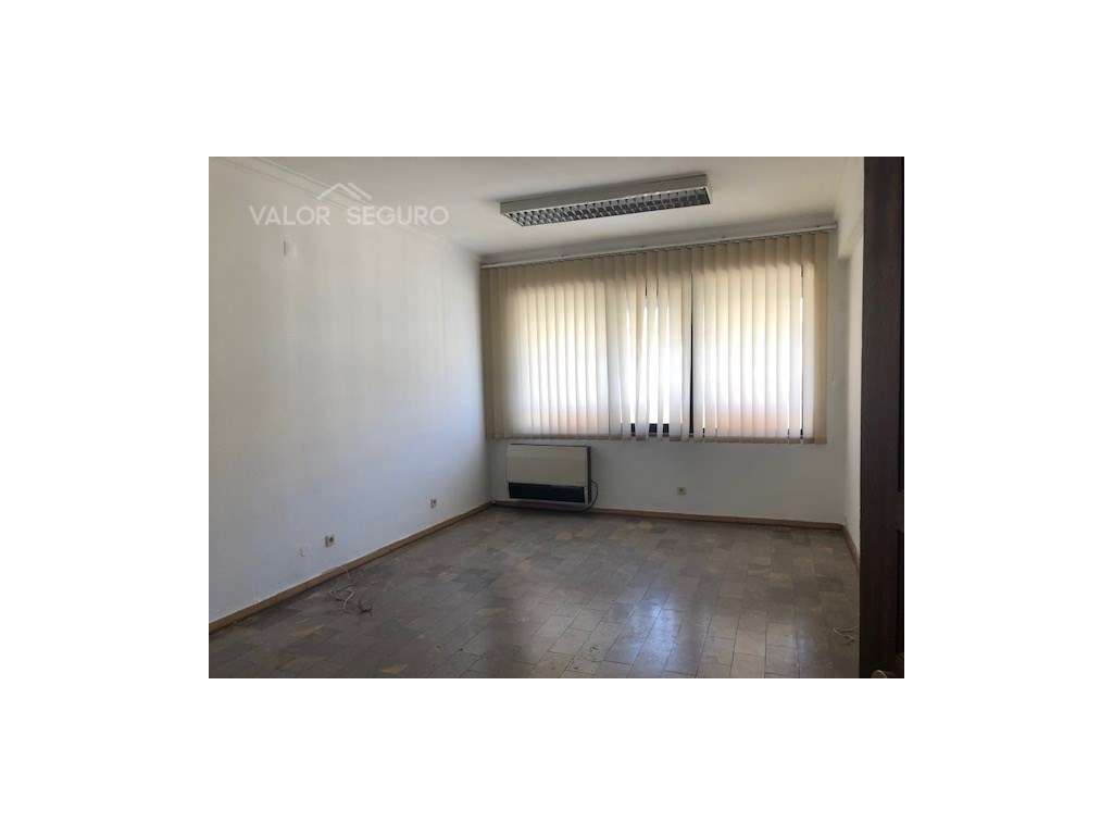 Escritório no centro de Alverca do Ribatejo - Grande imagem: 4/13
