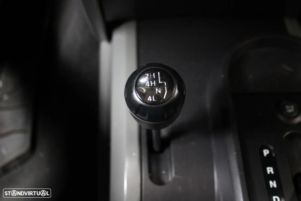 Jeep Wrangler 2.8 CRD ATX Sport - 45