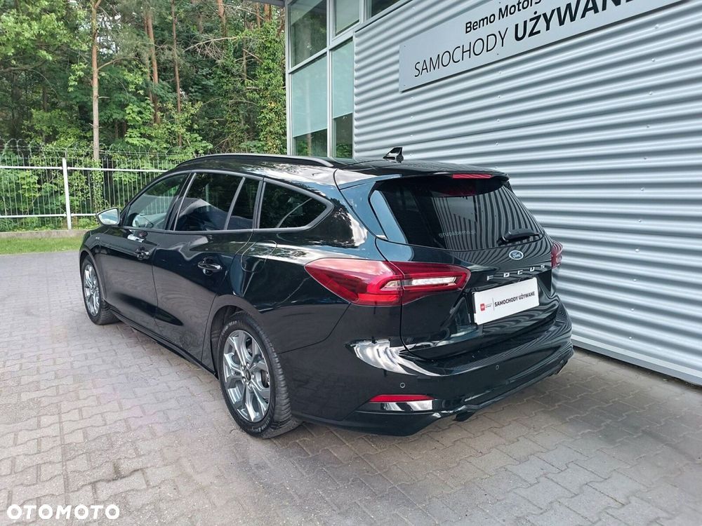 Ford Focus 1.0 EcoBoost mHEV ST-Line X - 5
