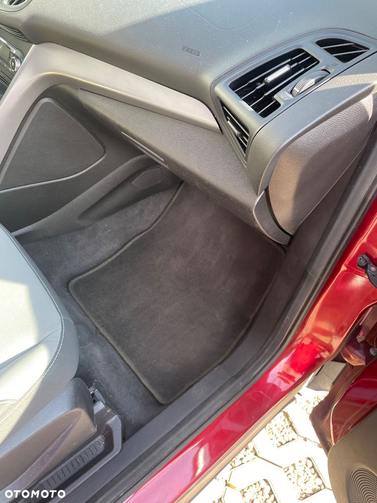 Ford Escape 1.6 EcoBoost AWD SE - 9