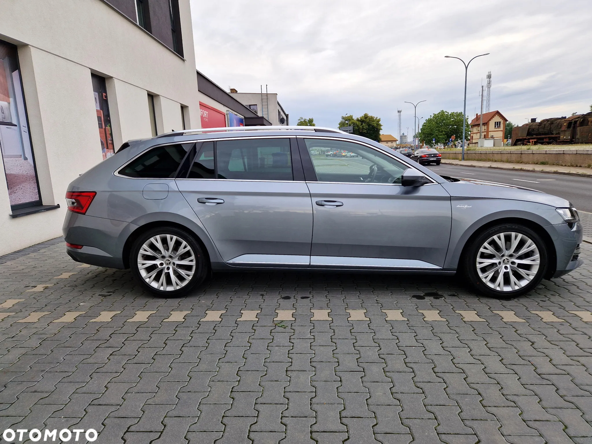 Skoda Superb 2.0 TSI L&K DSG - 16