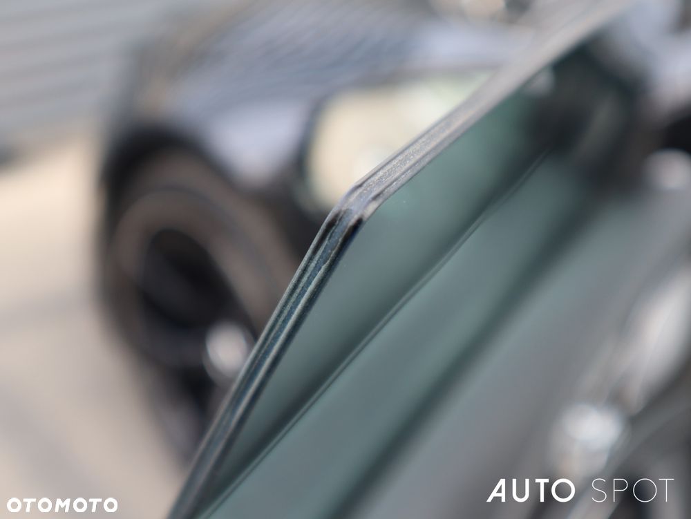 Mercedes-Benz AMG GT 63 S 4Matic+ Speedshift MCT 9G - 17