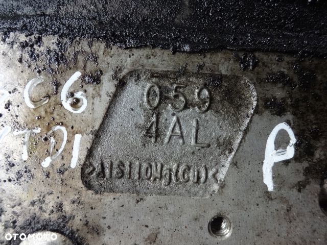 AUDI A6 C6 04r- 2.7 TDI BPP GŁOWICA PRAWA - 5