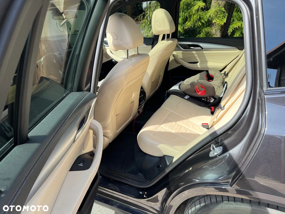 BMW X3 M M40i sport - 9