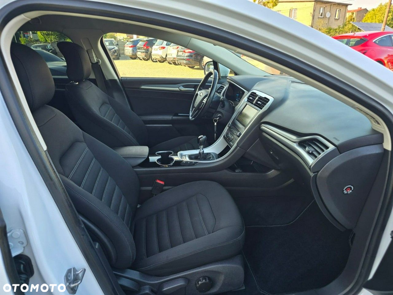 Ford Mondeo - 10