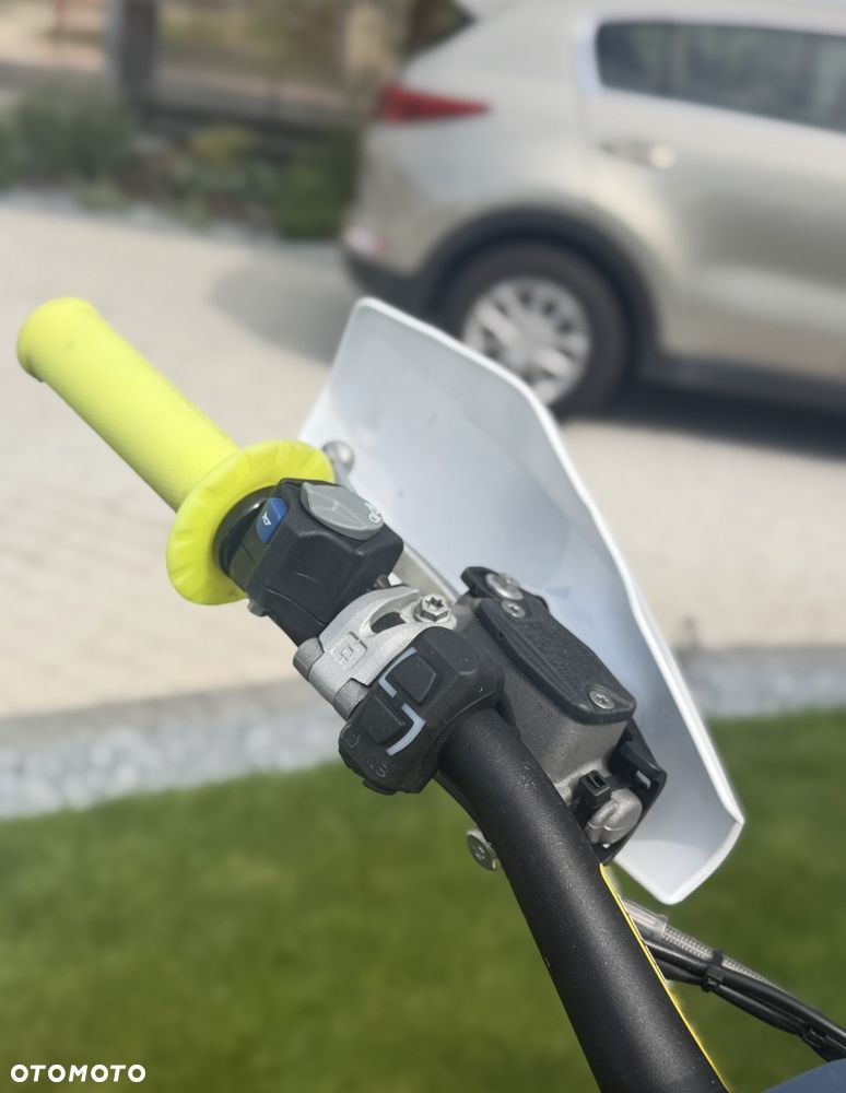 Husqvarna FE - 6
