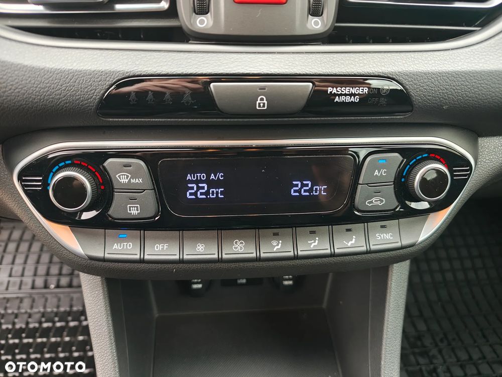 Hyundai i30 1.5 T-GDI 48V Smart - 23