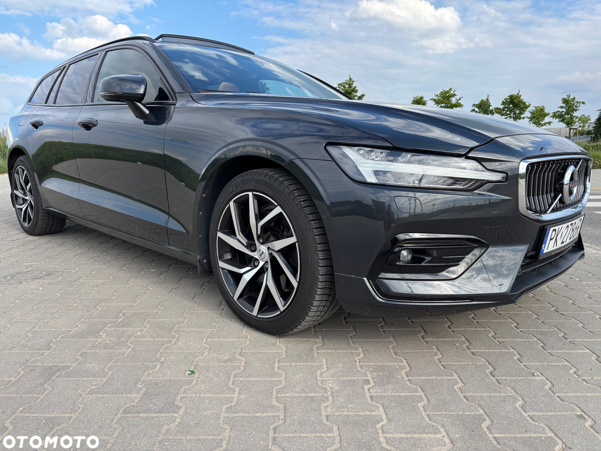 Volvo V60 T6 AWD Momentum Pro - 9