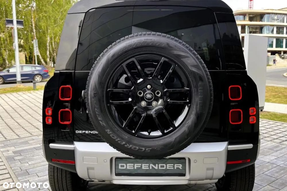 Land Rover Defender 3.0 D200 mHEV - 7