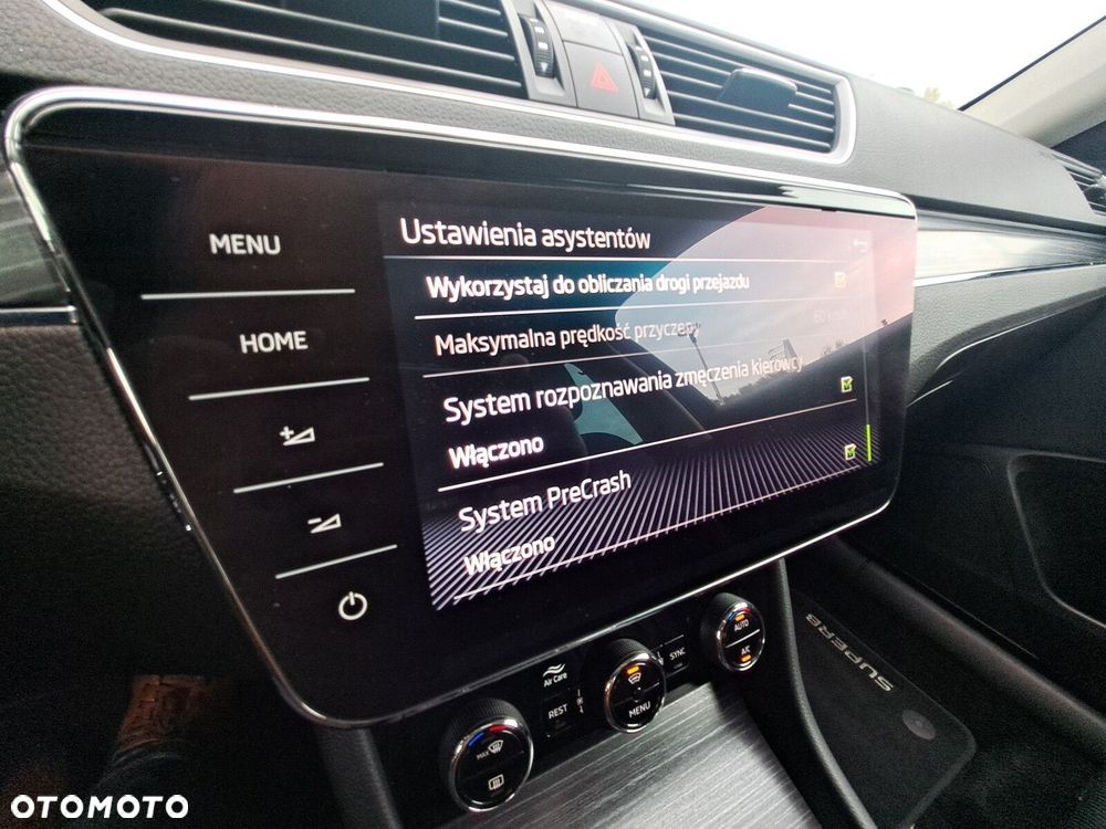 Skoda Superb 2.0 TDI 4x4 Style DSG - 22