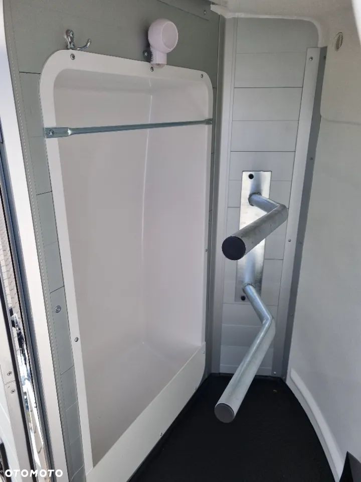 Humbaur Xanthos Aero 2400 - 18