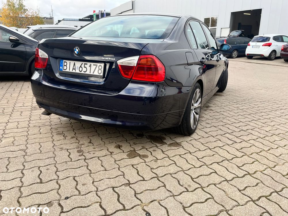 BMW Seria 3 2006 photo 4