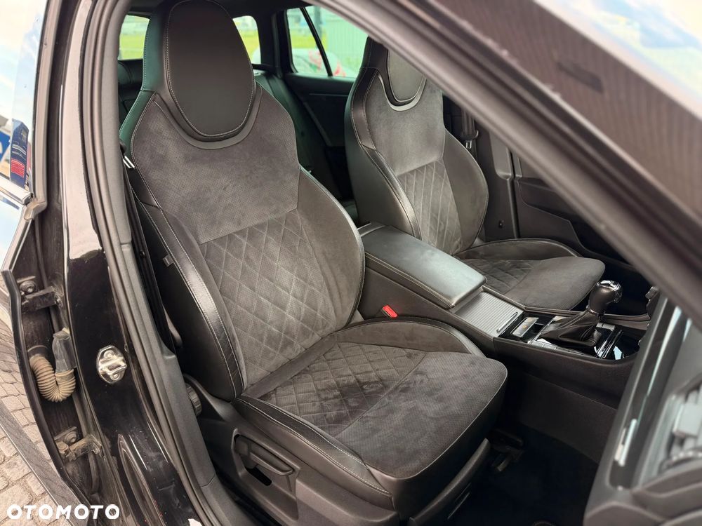Skoda Superb 2.0 TDI 4x4 DSG Sportline - 20