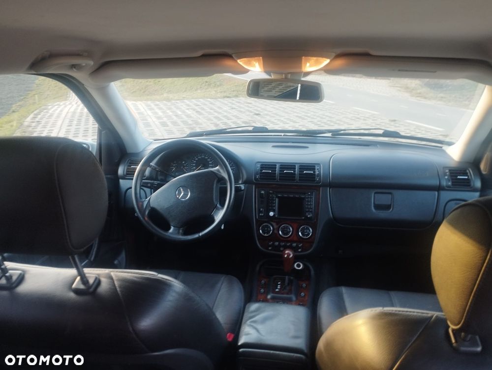 Mercedes-Benz ML 500 - 14