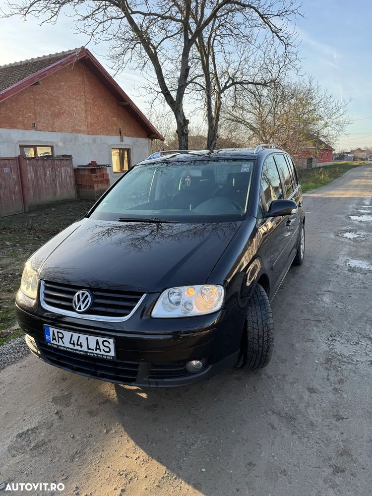 Volkswagen Touran 2.0TDI Trendline - 1