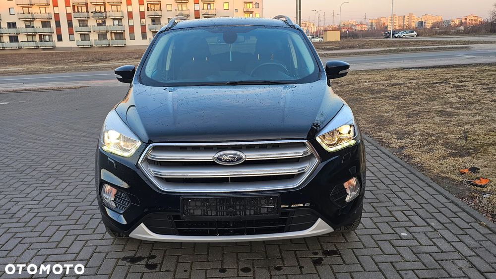 Ford Kuga - 21