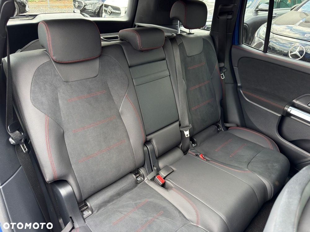 Mercedes-Benz GLB 200 d AMG Line 8G-DCT - 30
