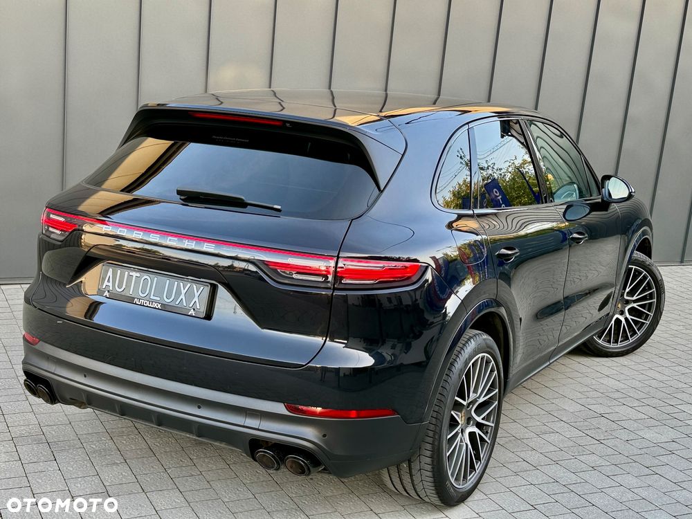 Porsche Cayenne Platinum Edition - 14