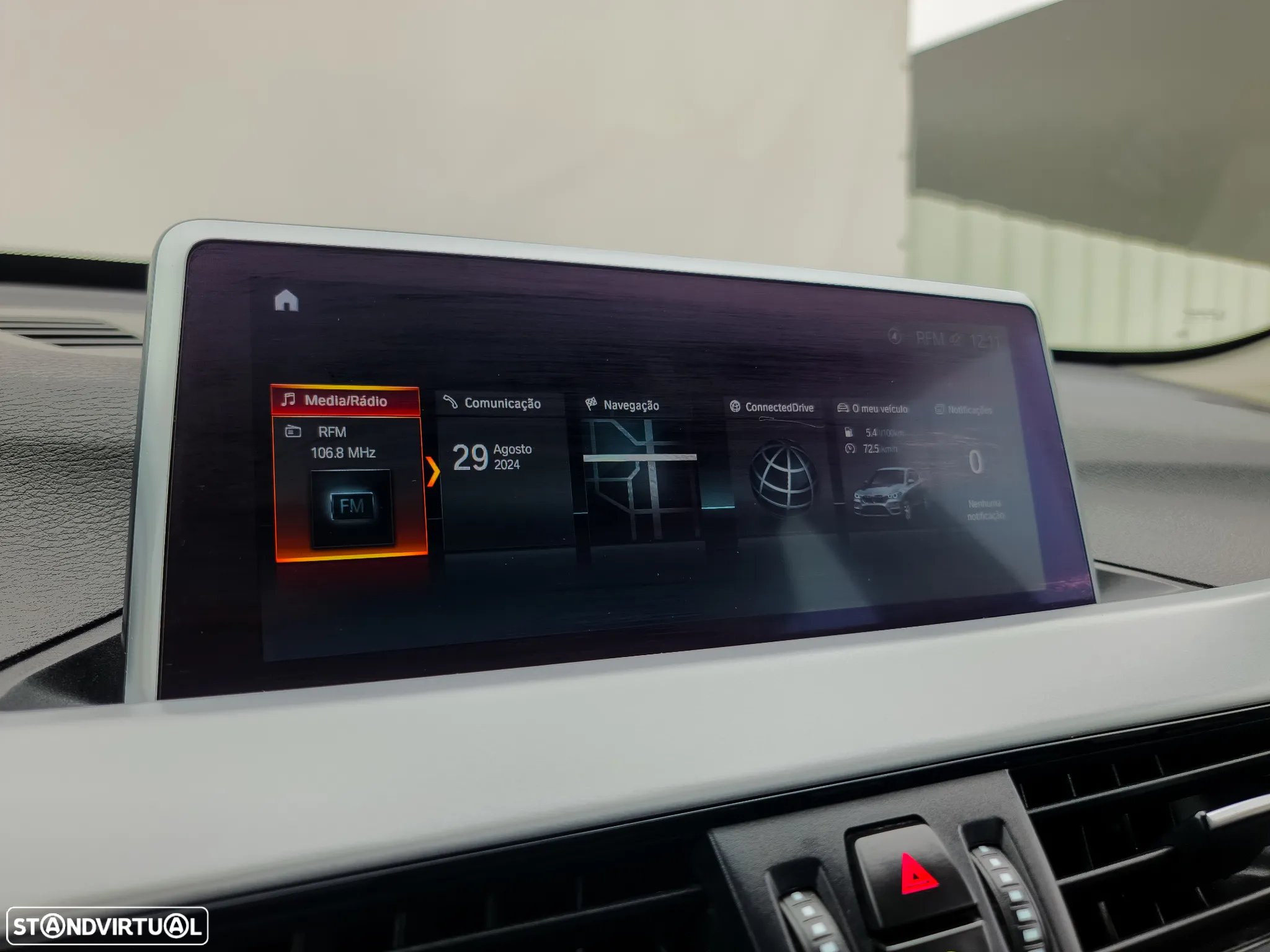 BMW X1 25 e xDrive Corporate Edition - 29