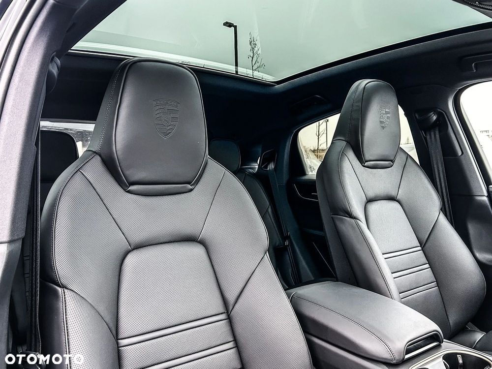 Porsche Cayenne S E-Hybrid PHEV Black Edition - 11