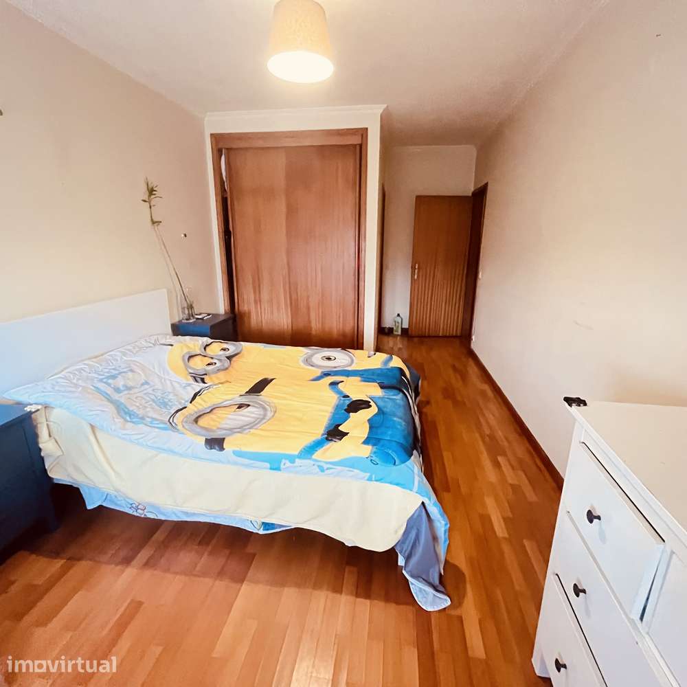 Quarto com suite em apartamento T2 - Grande imagem: 2/7