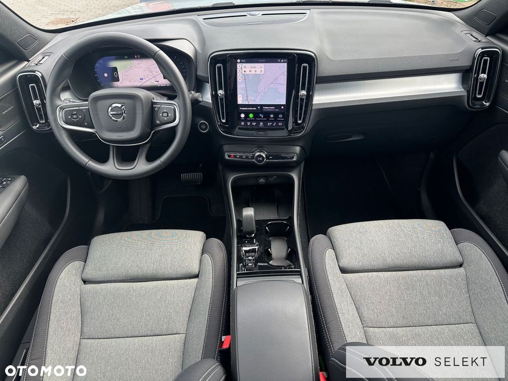 Volvo XC 40 B3 B DKG Plus Dark - 12