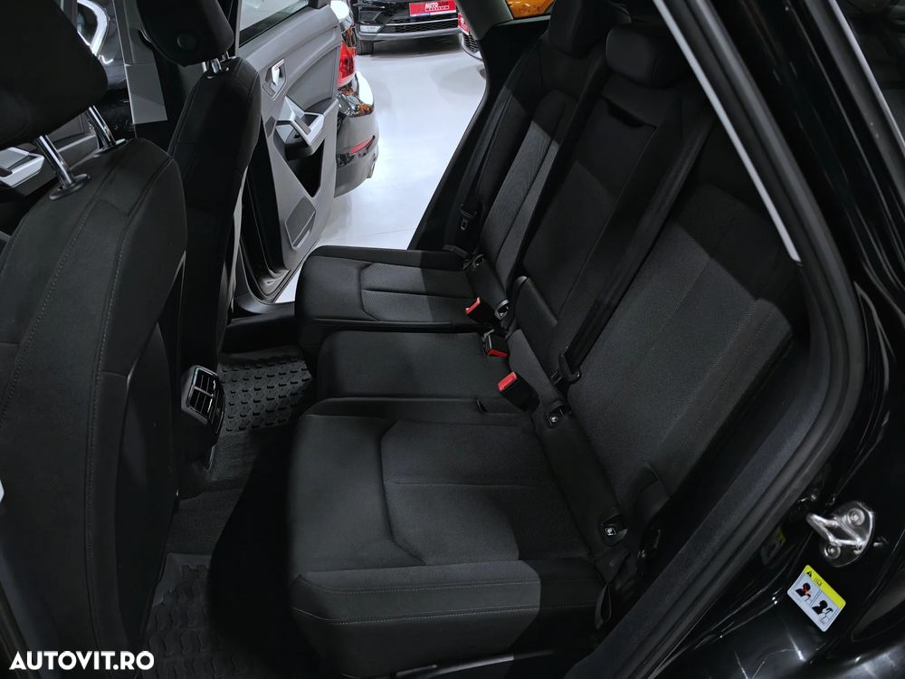 Audi Q3 35 TDI S tronic S line - 25