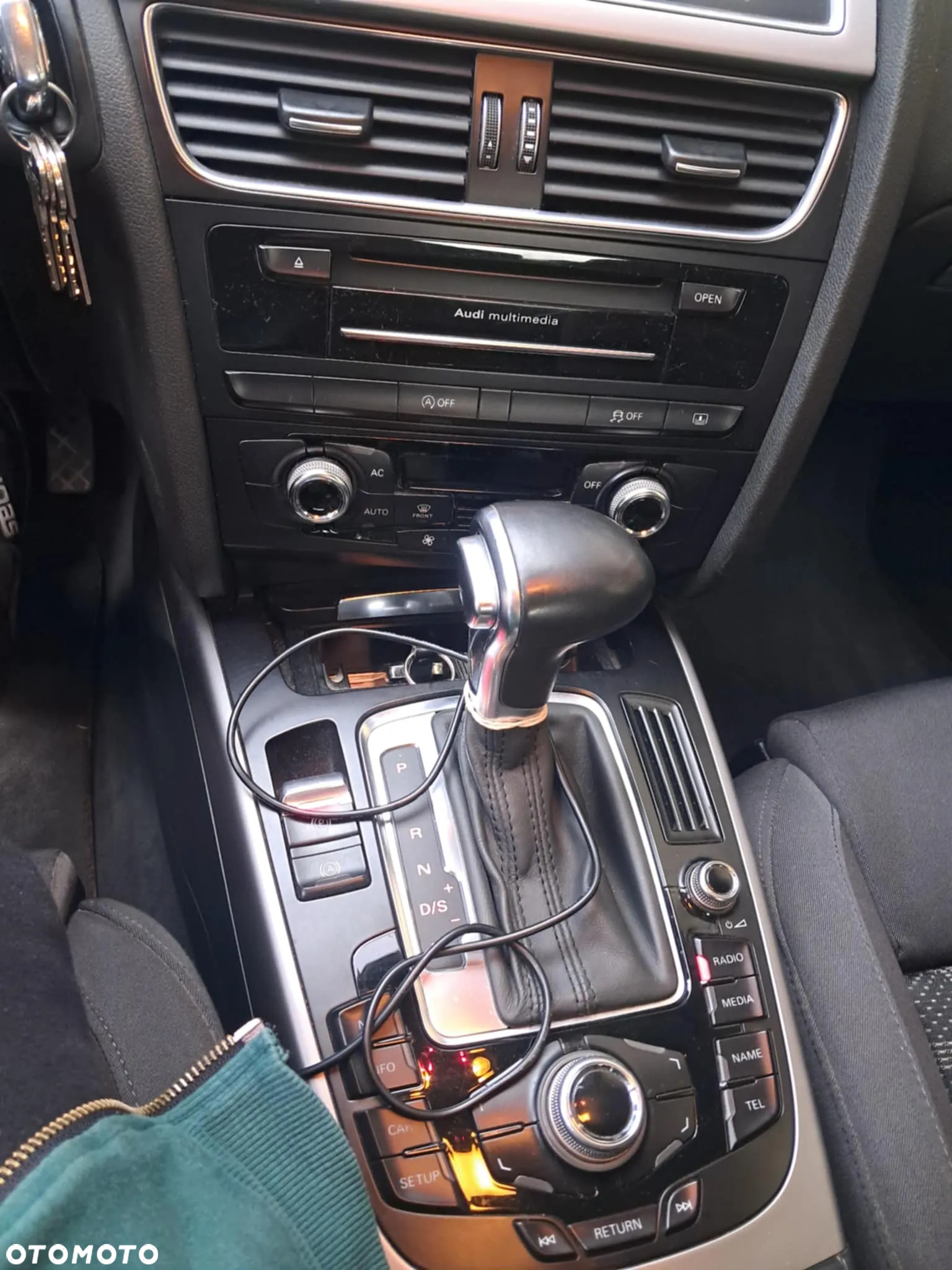 Audi A4 2.0 TDI Quattro Line S tronic - 5