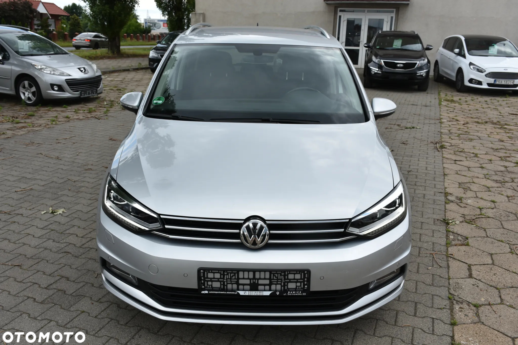 Volkswagen Touran 2.0 TDI SCR UNITED - 6